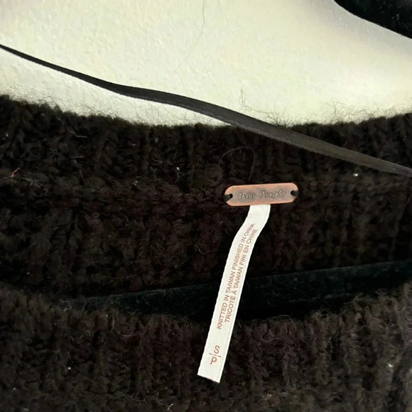 Free  People Black Carter Pullover Sweater NWT - Picture 8 of 9
